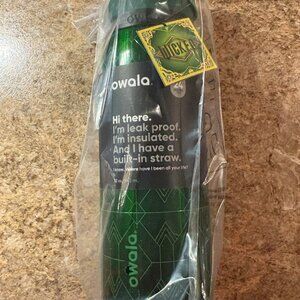 Owala X Wicked For Good ELPHABA 32oz Freesip New With Tags!